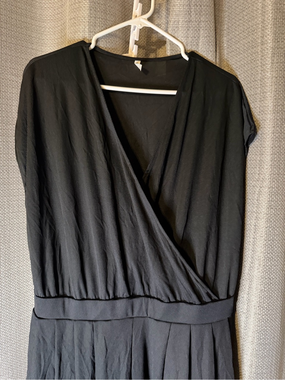 HALARA Black Short-Sleeve Jumpsuit with Wide Leg - Picture 5 of 5
